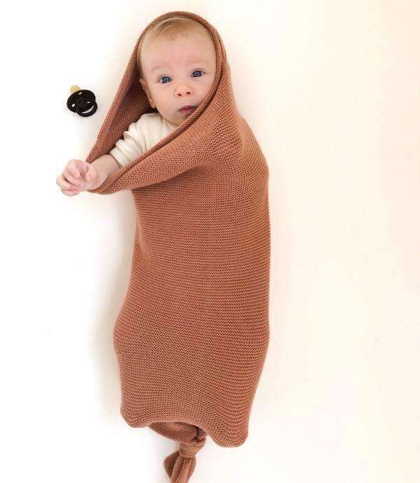 Hvid Knitted Merino Wool Baby Sleeping Cocoon, Brick